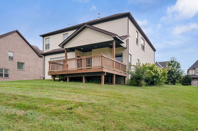 504 Lingering Way, Hendersonville, TN 37075