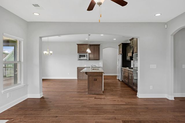 504 Lingering Way, Hendersonville, TN 37075