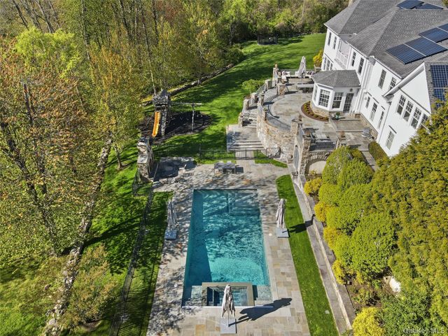 6 Stone Bridge Road, Purchase, NY 10577