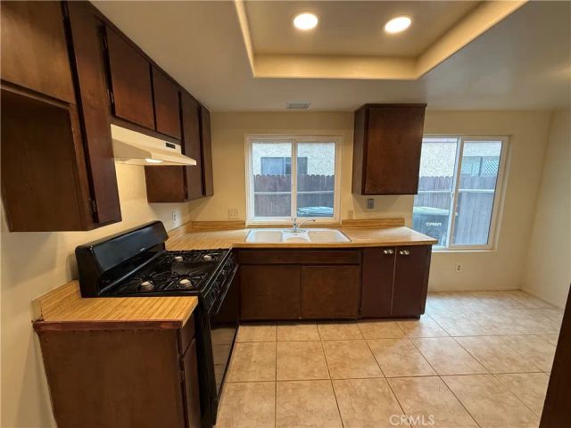 860 N Glassell, Orange, CA 92867