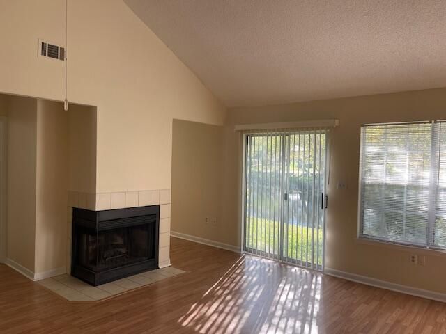 810 Fairway Lakes Drive, Niceville, FL 32578