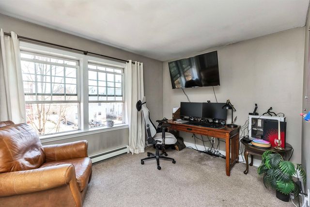 75 Dubuque St Apt 1, Manchester, NH 03102