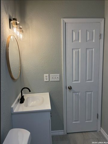 8010 Fair, San Antonio, TX 78250