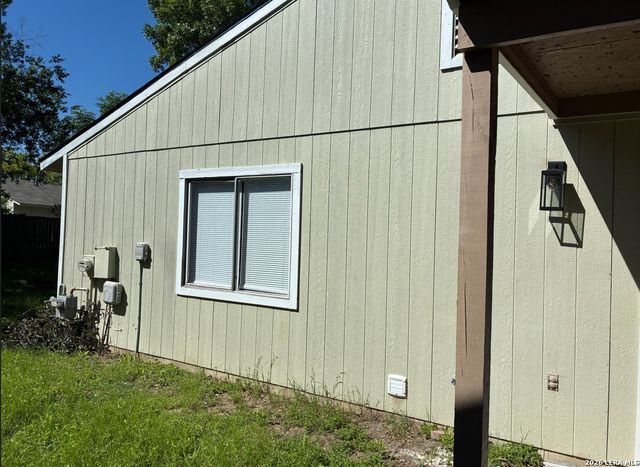 8010 Fair, San Antonio, TX 78250
