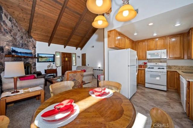 750 Grass Valley, Lake Arrowhead, CA 92352