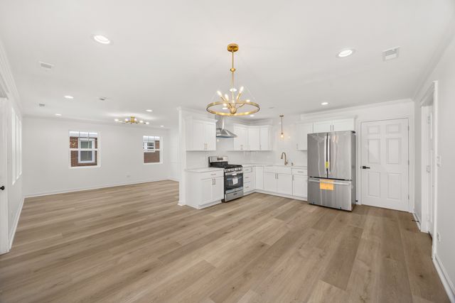 813 Audrey Avenue, Joliet, IL 60436