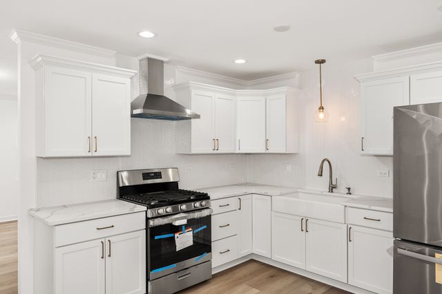 813 Audrey Avenue, Joliet, IL 60436