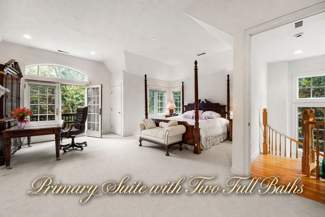 8 Stratford Way, Lincoln, MA 01773
