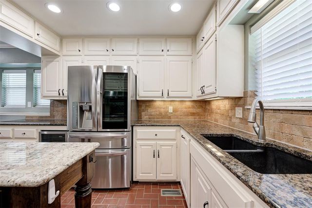 3028 Rock Ridge Place, Oklahoma City, OK 73120