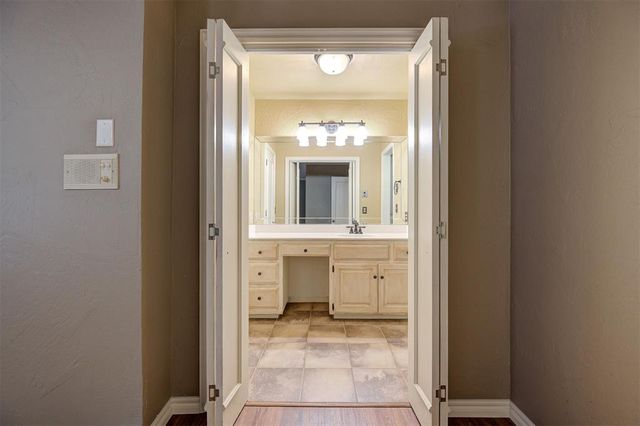 3028 Rock Ridge Place, Oklahoma City, OK 73120