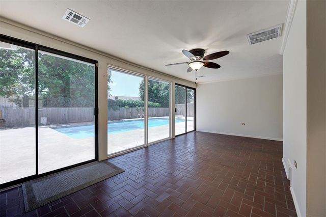3028 Rock Ridge Place, Oklahoma City, OK 73120