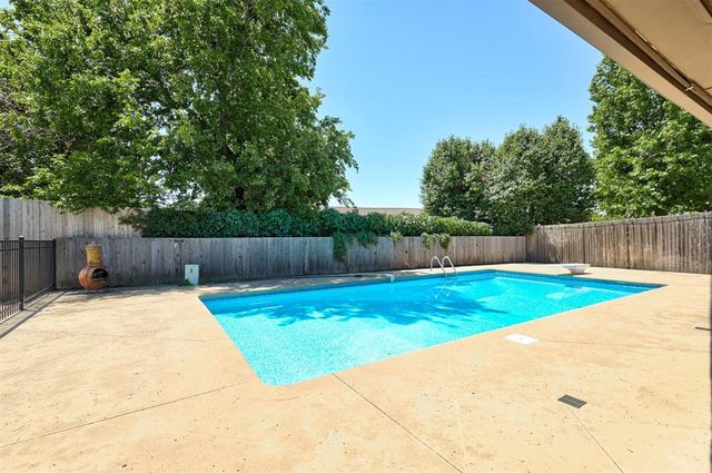 3028 Rock Ridge Place, Oklahoma City, OK 73120