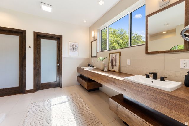 5632 E PIONEER FORK RD, Emigration Canyon, UT 84108