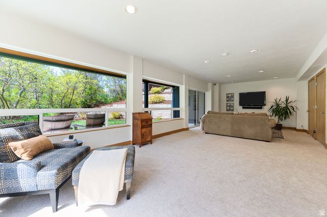 5632 E PIONEER FORK RD, Emigration Canyon, UT 84108