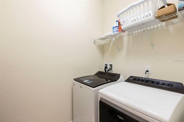 7195 OAKMOSS LOOP, Davenport, FL 33837