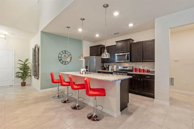 7195 OAKMOSS LOOP, Davenport, FL 33837