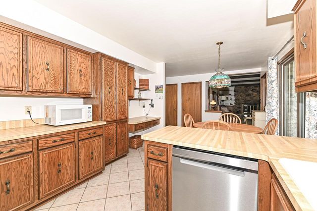5140 Terrace High, Racine, WI 53406