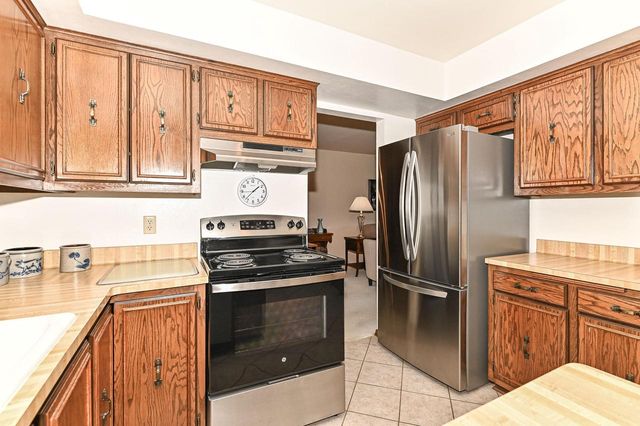 5140 Terrace High, Racine, WI 53406