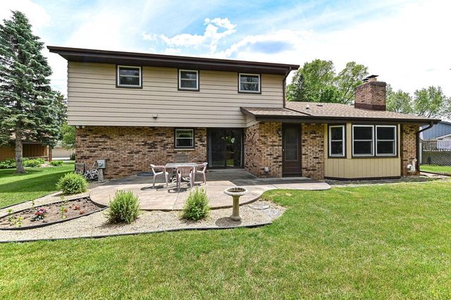 5140 Terrace High, Racine, WI 53406