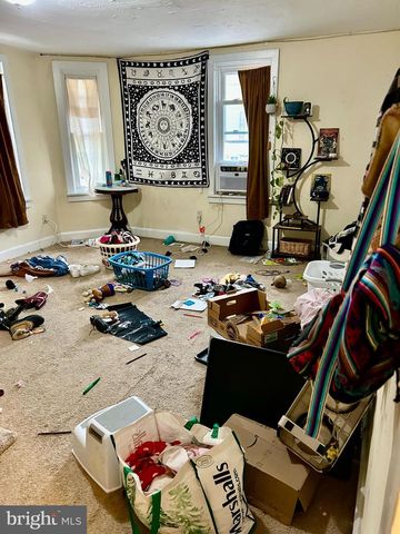 9 W PENNSYLVANIA AVE, Stewartstown, PA 17363