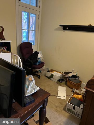 9 W PENNSYLVANIA AVE, Stewartstown, PA 17363