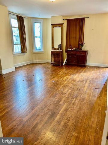 9 W PENNSYLVANIA AVE, Stewartstown, PA 17363