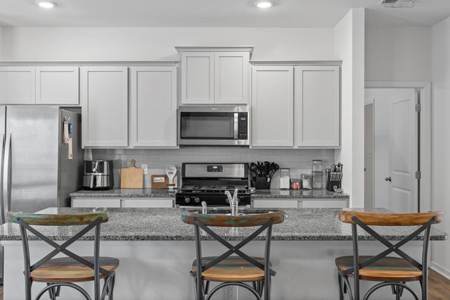 4063 Bentwood Cove Drive, Apison, TN 37302