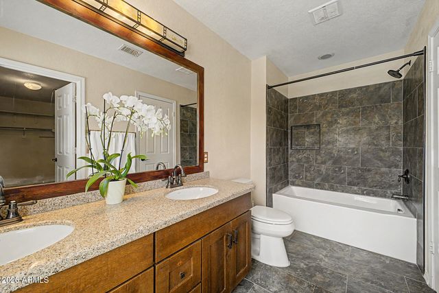 4140 E PINTO Lane, Phoenix, AZ 85050