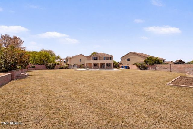 4140 E PINTO Lane, Phoenix, AZ 85050