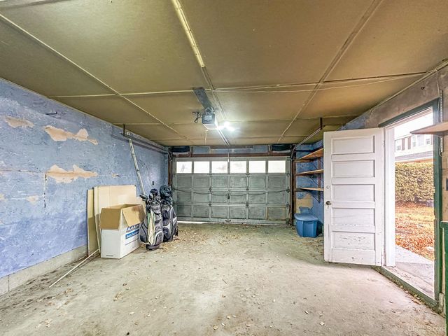 404 S 18th Street, Escanaba, MI 49829