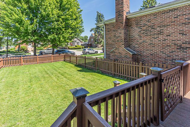 6548 N SAYRE Avenue, Chicago, IL 60631