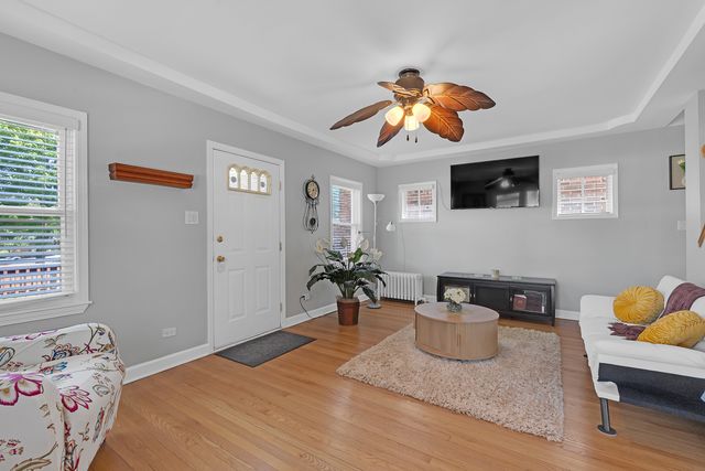 6548 N SAYRE Avenue, Chicago, IL 60631