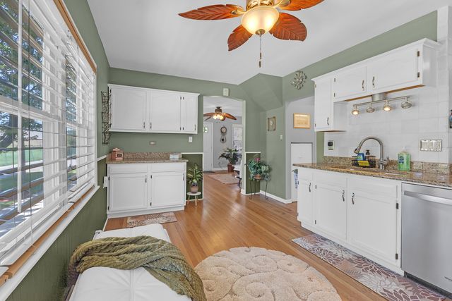 6548 N SAYRE Avenue, Chicago, IL 60631