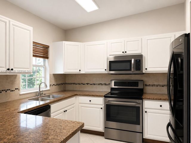 317 NW 109th Avenue, Pembroke Pines, FL 33026