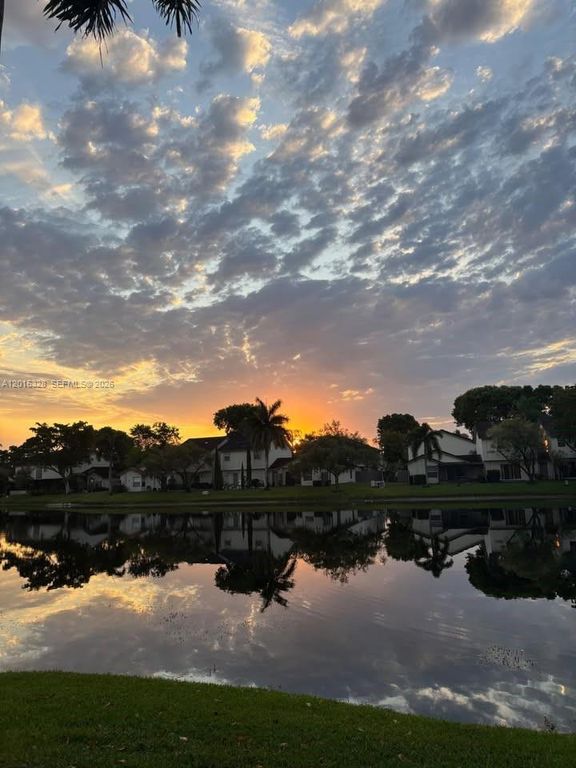 317 NW 109th Avenue, Pembroke Pines, FL 33026