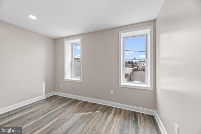 29 N CLINTON ST, Baltimore, MD 21224