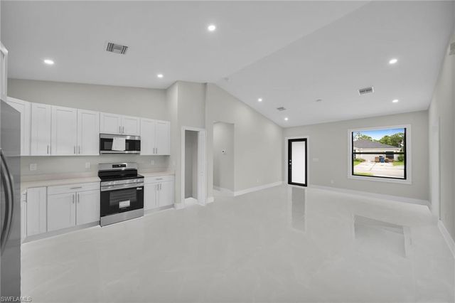 462 Lampion AVE S Main house, Lehigh Acres, FL 33974