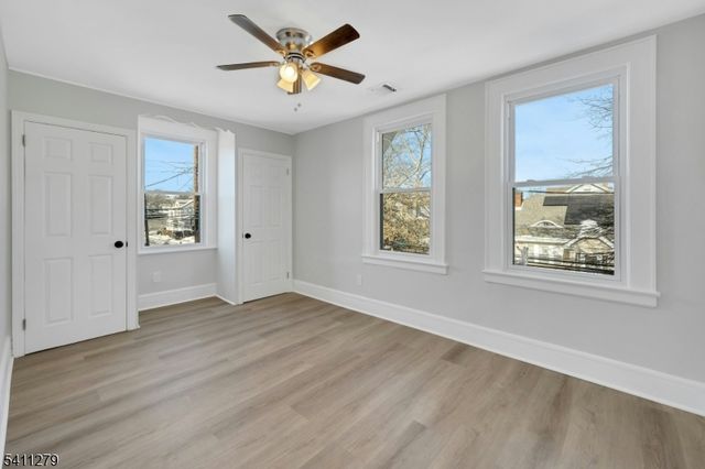 256 Ellery Ave, Newark City, NJ 07106