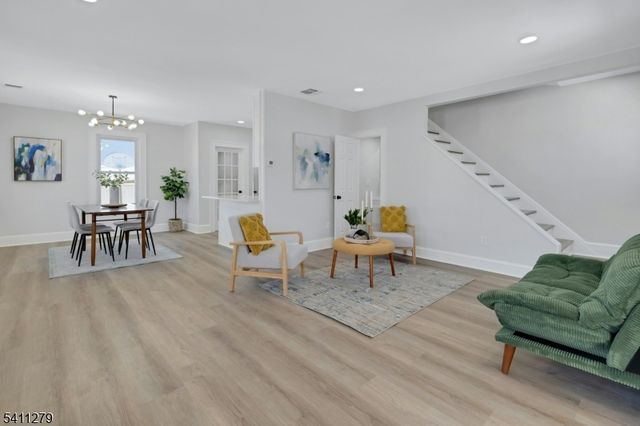 256 Ellery Ave, Newark City, NJ 07106