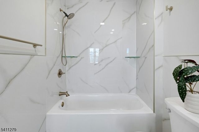 256 Ellery Ave, Newark City, NJ 07106