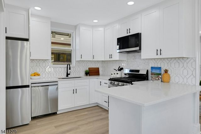 256 Ellery Ave, Newark City, NJ 07106