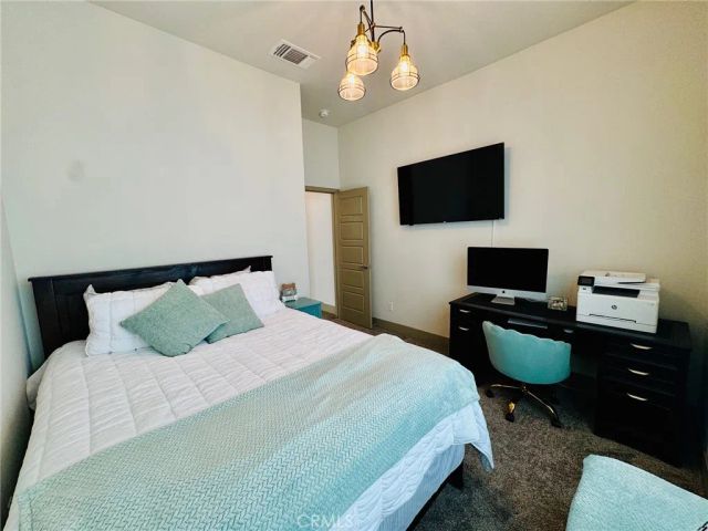 5803 Hawthorn Tree, Bakersfield, CA 93313