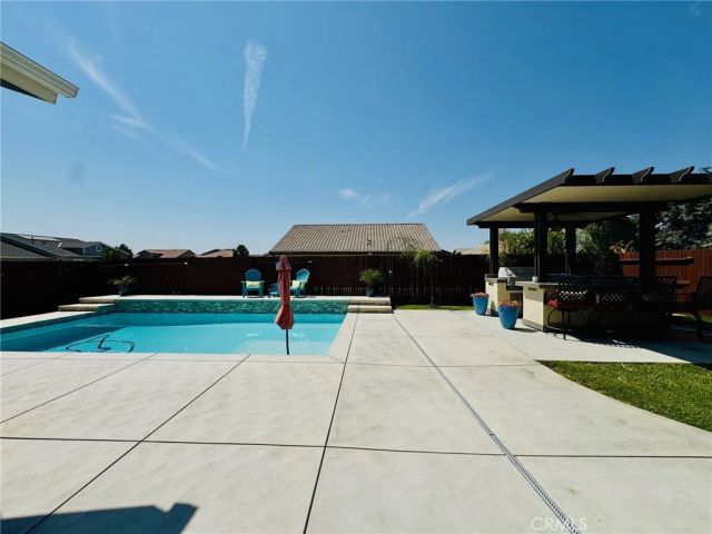 5803 Hawthorn Tree, Bakersfield, CA 93313