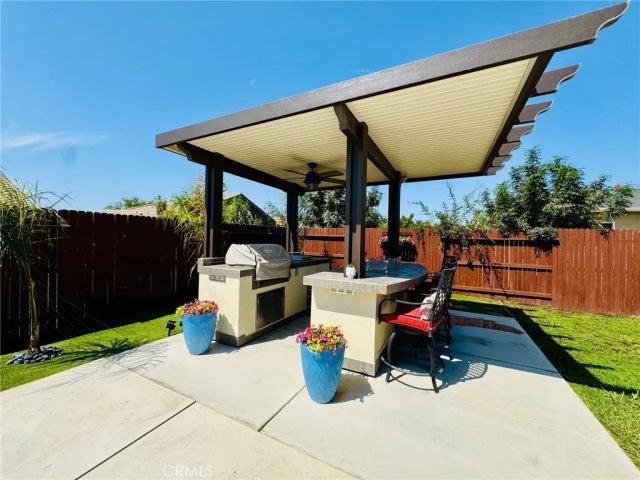 5803 Hawthorn Tree, Bakersfield, CA 93313