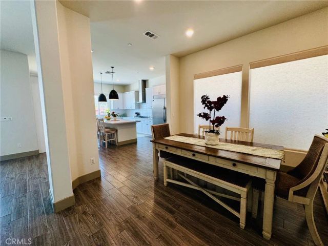 5803 Hawthorn Tree, Bakersfield, CA 93313