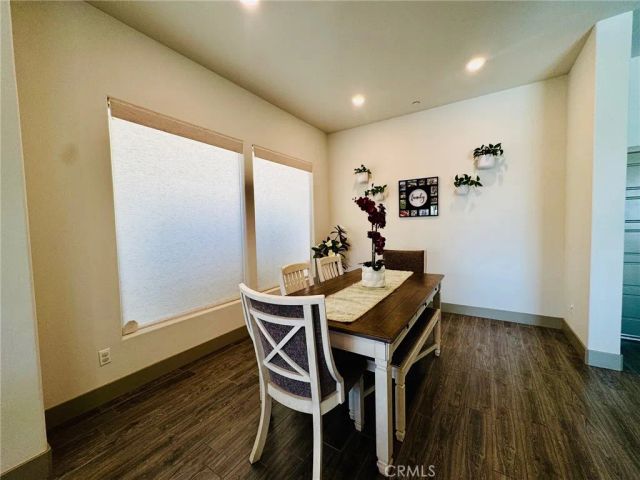 5803 Hawthorn Tree, Bakersfield, CA 93313