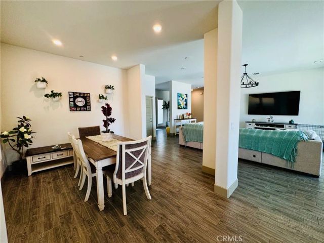5803 Hawthorn Tree, Bakersfield, CA 93313
