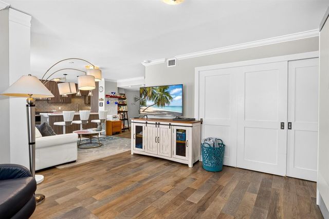 101 Briny Avenue 808, Pompano Beach, FL 33062