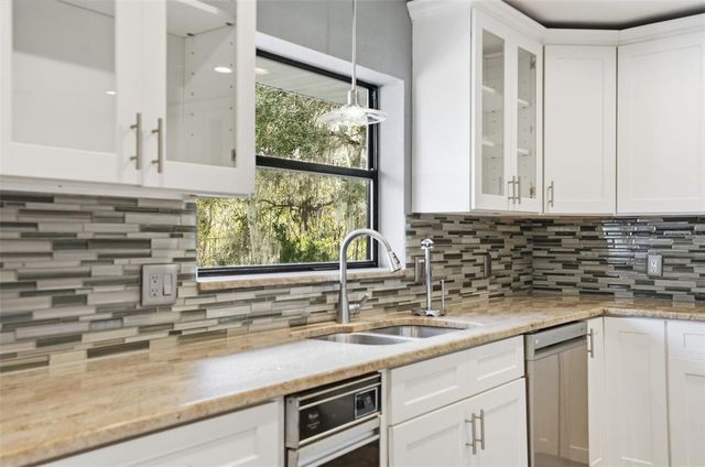 23328 CHRISTIAN CIRCLE, Brooksville, FL 34601