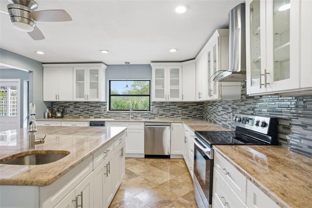 23328 CHRISTIAN CIRCLE, Brooksville, FL 34601